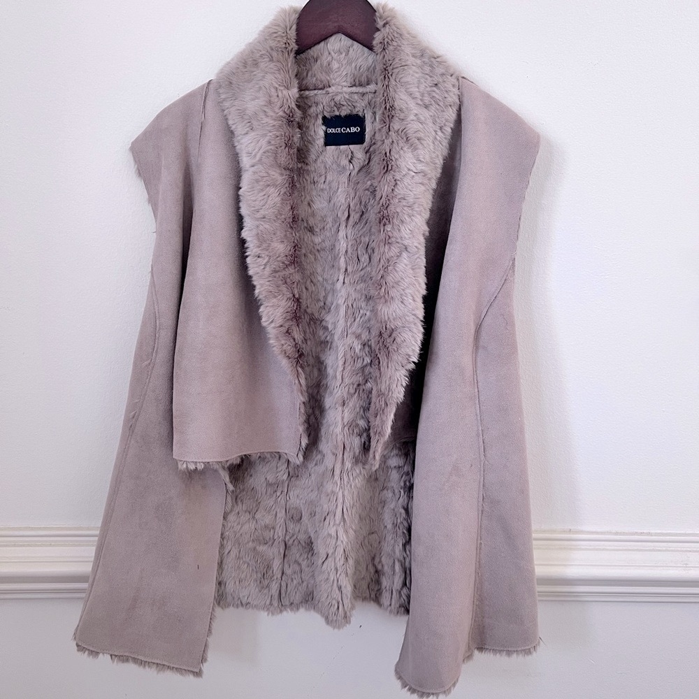 Dolce Cabo Stearling Jacket in Taupe